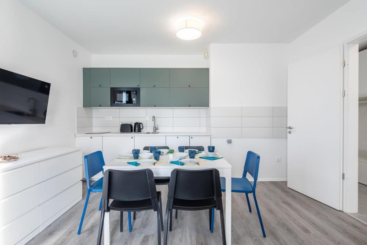 Fresh & Modern - With 2 Balconies Appartement