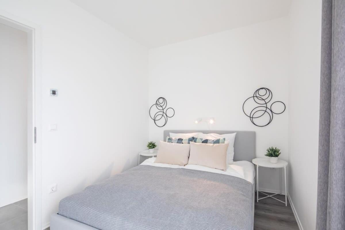 Fresh & Modern - With 2 Balconies Lejlighed *