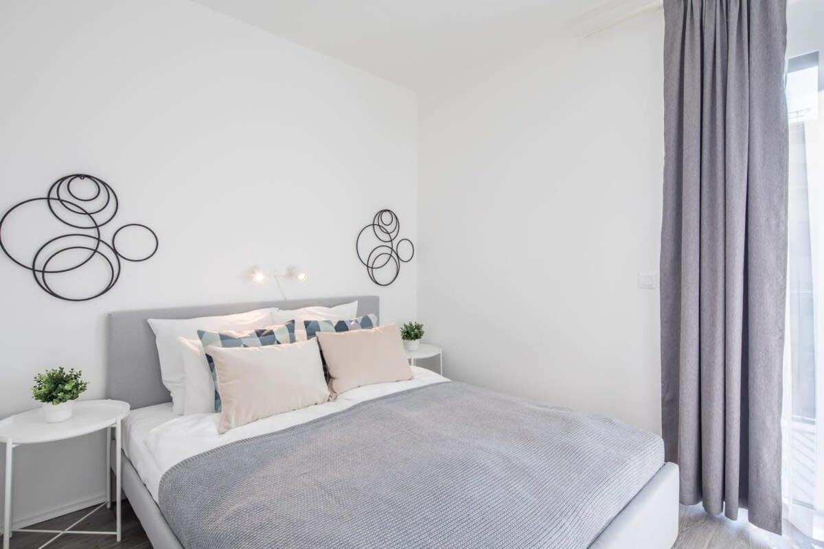Lejlighed Fresh & Modern - With 2 Balconies Budapest